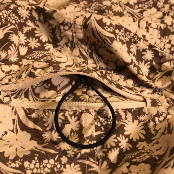 Patagonia Mens Swim/Board Shorts Size 38 - Picture 6 of 9